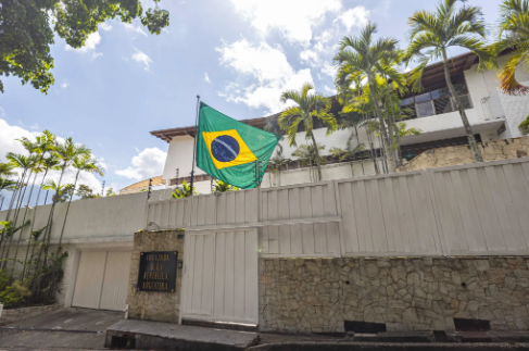 Brasil custodia las sedes diplomáticas de Perú y Argentina en Venezuela tras la expulsión de representantes