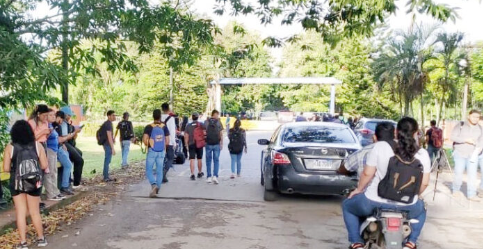 Estudiantes se toman el CURLA en La Ceiba