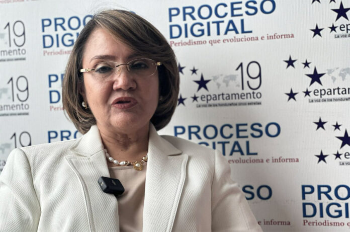 Investigación del MP a mencionados en juicio contra JOH