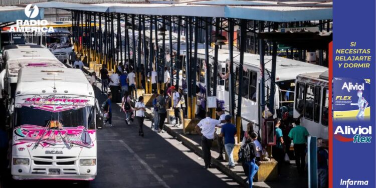 Jaqueo de pagina web de aerolínea estatal de Venezuela